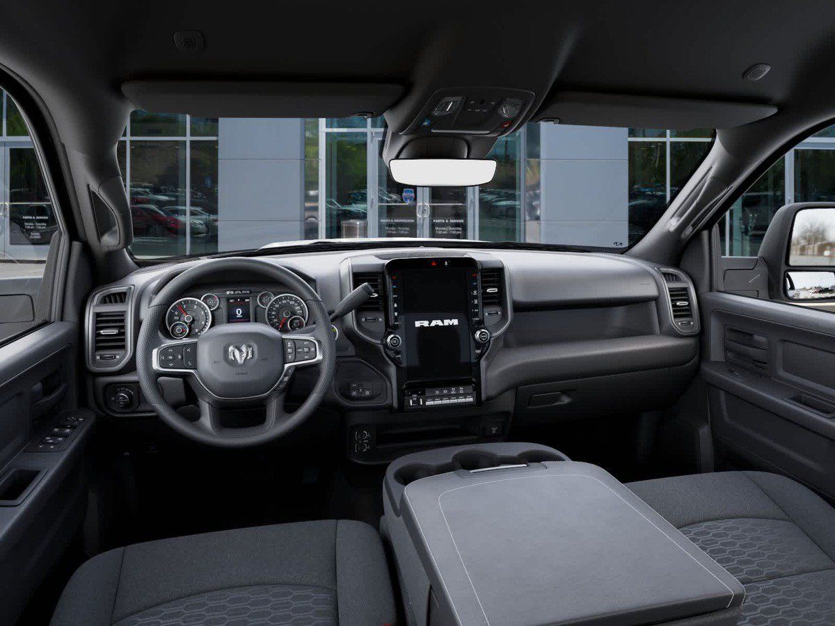 New 2025 RAM 2500 Tradesman AWD/4WD image 16