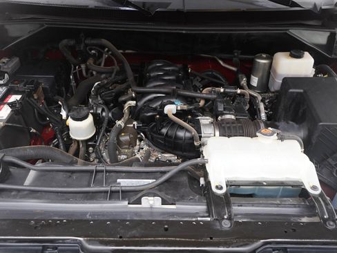 Used 2019 Nissan NV 3500 SL image 30