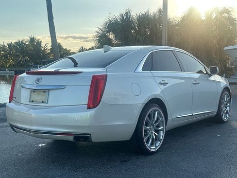 Used 2015 Cadillac XTS Luxury image 5