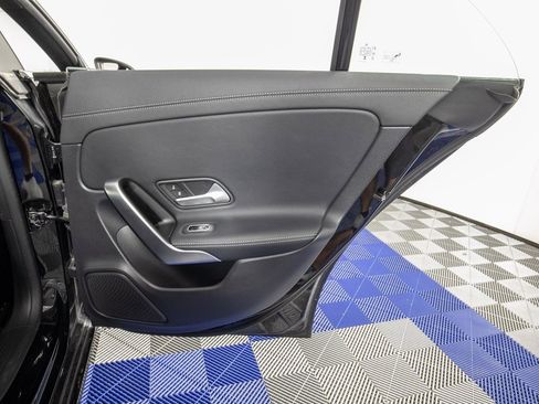 Used 2025 Mercedes-Benz CLA 250 image 15