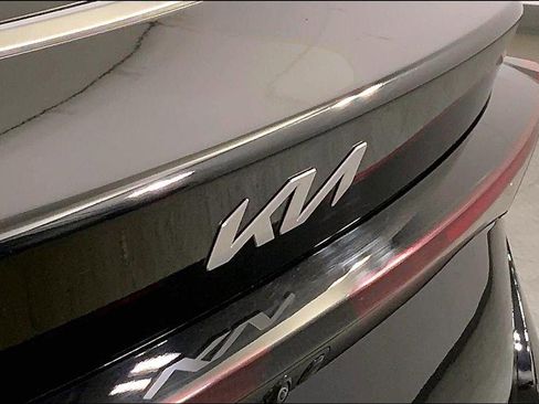 Certified 2025 Kia K5 LXS FWD image 29