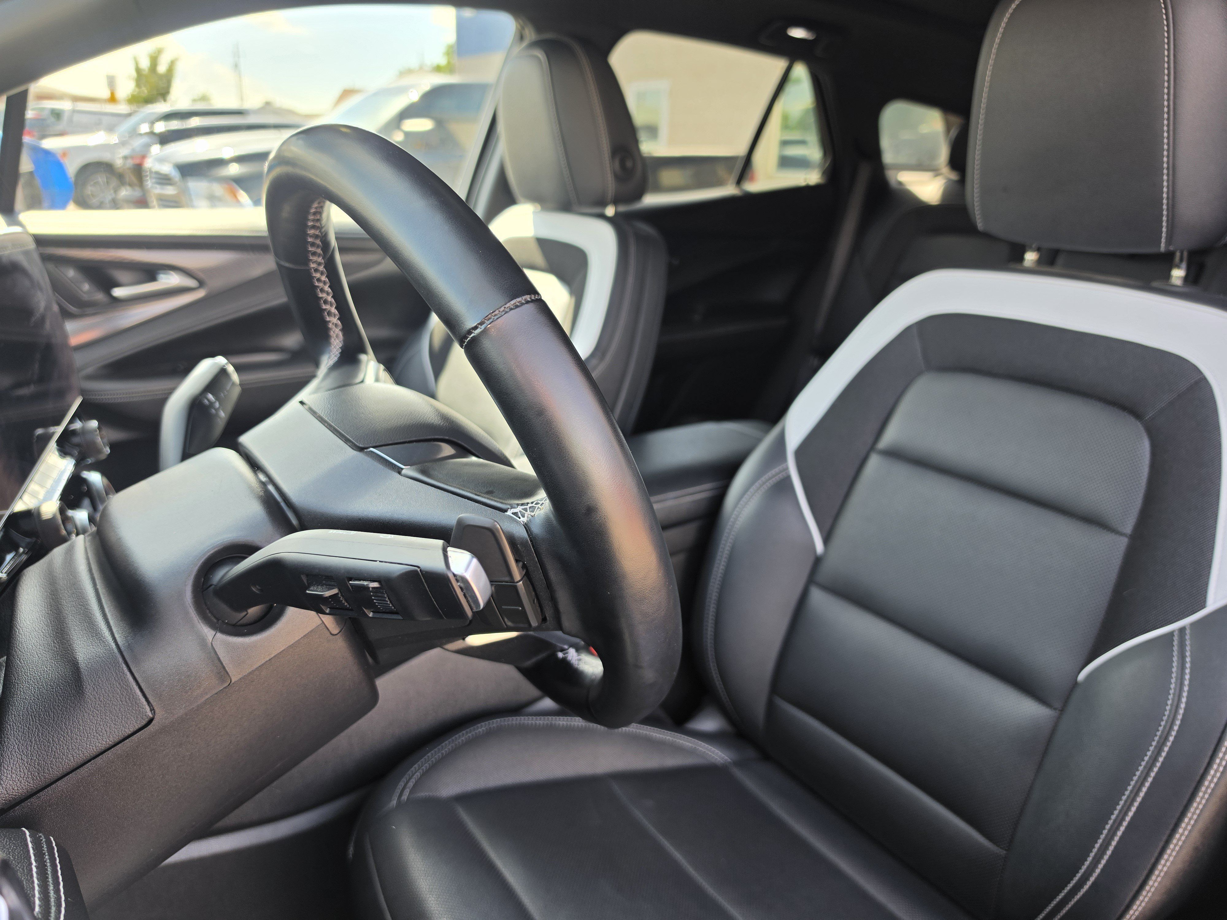 Used 2024 Chevrolet Blazer EV LT AWD/4WD image 12