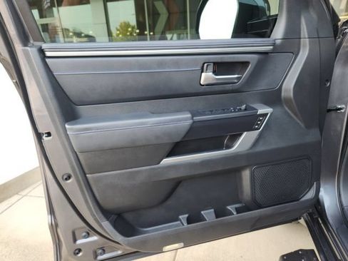 Used 2024 Toyota Tundra Platinum AWD/4WD image 15