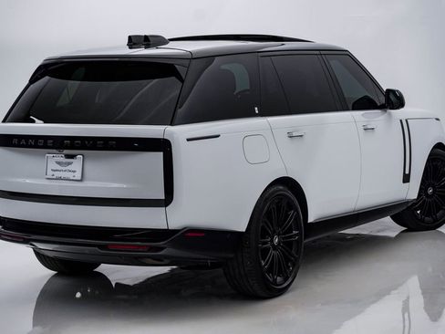 Used 2025 Land Rover Range Rover Long Wheelbase SE AWD/4WD image 11
