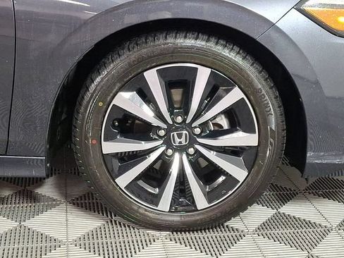 Used 2024 Honda Civic EX image 11