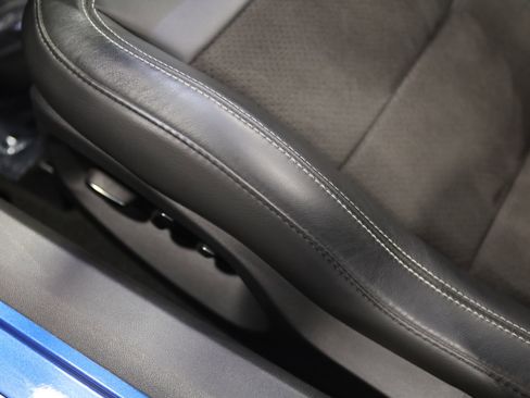 Used 2015 Chevrolet Corvette Z06 w/ 3LZ Preferred Equipment Group image 18