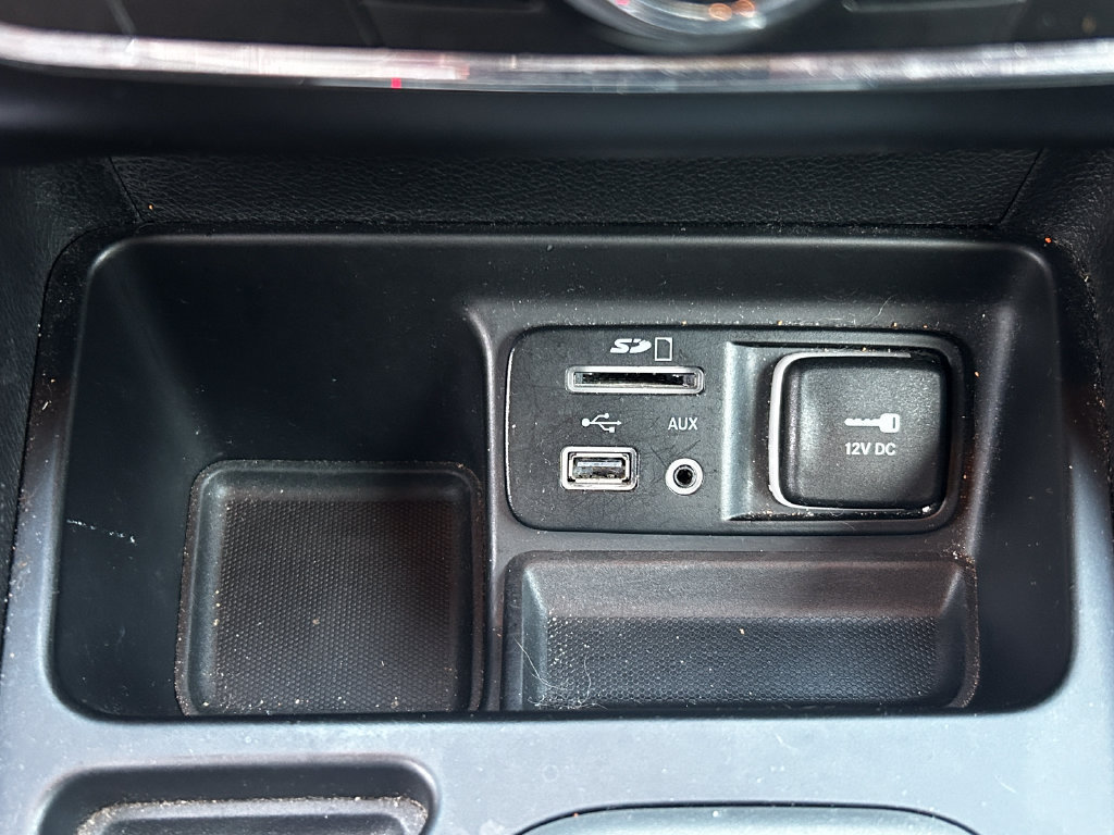 Used 2017 Jeep Cherokee Latitude FWD image 20