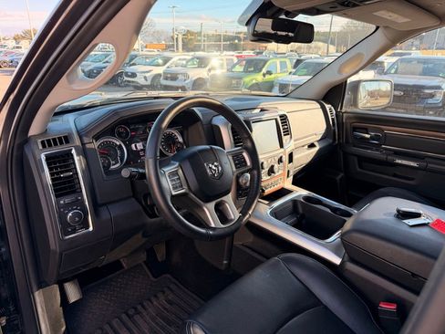 Used 2017 RAM 1500 Laramie w/ Convenience Group image 8