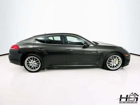 Used 2015 Porsche Panamera S w/ Premium Package Plus image 5
