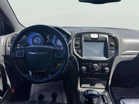 Used 2014 Chrysler 300 S image 18