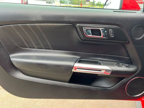 Used 2017 Ford Mustang GT Premium w/ GT Performance Package image 28