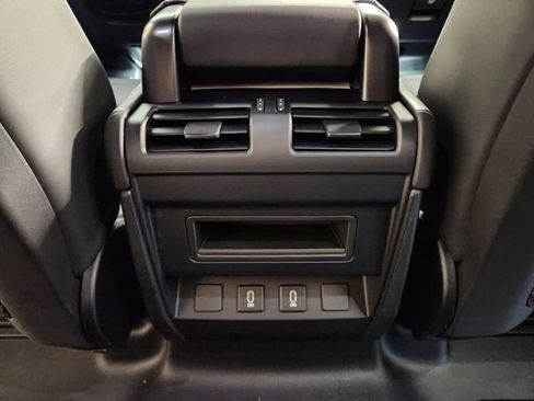 New 2026 Land Rover Defender 110 S image 30