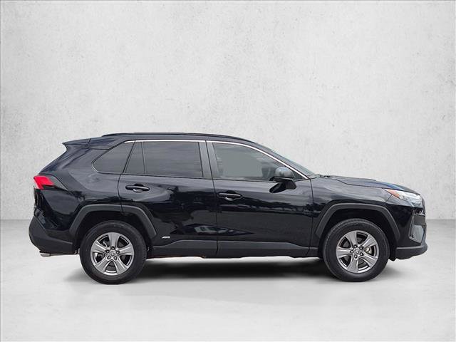 Used 2024 Toyota RAV4 LE AWD/4WD image 4