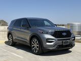 Used 2022 Ford Explorer ST-Line w/ Class IV Trailer Tow Package image 2