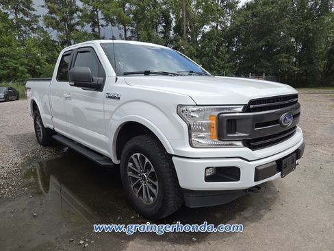 Used 2020 Ford F150 XLT w/ Equipment Group 302A Luxury AWD/4WD image 5