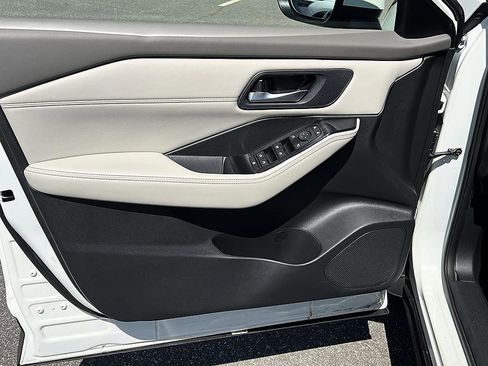 Certified 2023 Nissan Rogue SV w/ SV Premium B Package FWD image 20