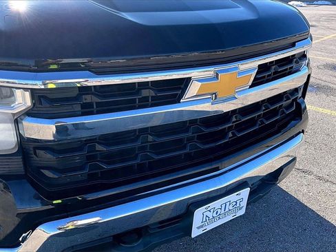 Used 2023 Chevrolet Silverado 1500 LT image 29