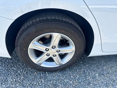 Used 2024 Chevrolet Malibu LT FWD image 17