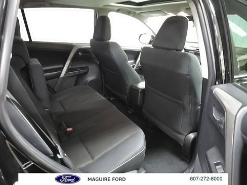 Used 2018 Toyota RAV4 XLE w/ Plus Extra Value Package AWD/4WD image 21