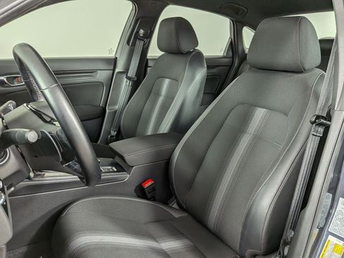 Used 2022 Honda Civic Sport image 5