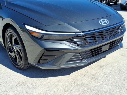New 2026 Hyundai Elantra SEL Sport image 9