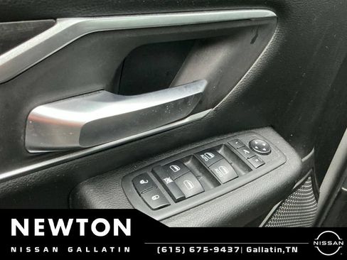 Used 2019 RAM 1500 Big Horn AWD/4WD image 4