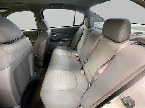 Used 2004 Chevrolet Malibu FWD image 23
