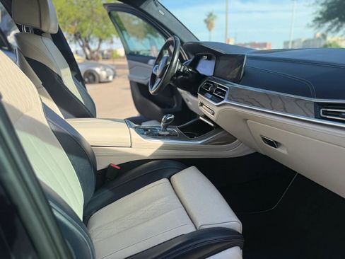 Used 2019 BMW X7 xDrive40i w/ M Sport Package AWD/4WD image 33