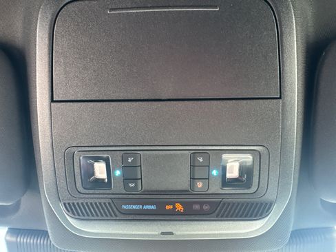 Used 2025 Ford Explorer ST-Line AWD/4WD image 11