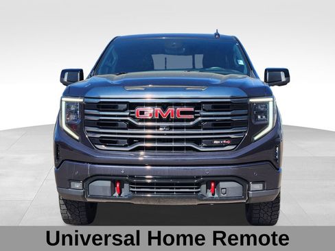 Used 2022 GMC Sierra 1500 AT4 w/ Technology Package AWD/4WD image 7