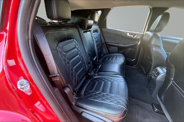 Used 2024 Ford Escape Platinum w/ Premium Technology Package AWD/4WD image 25