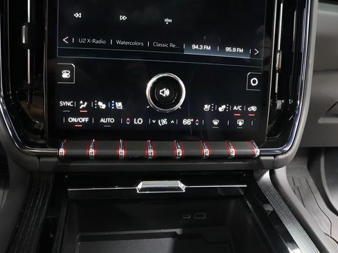 Used 2025 GMC Yukon AT4 Ultimate w/ LPO, Floor Liner Package AWD/4WD image 11