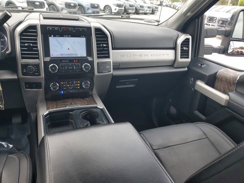 Used 2019 Ford F350 Lariat w/ Lariat Value Package image 14