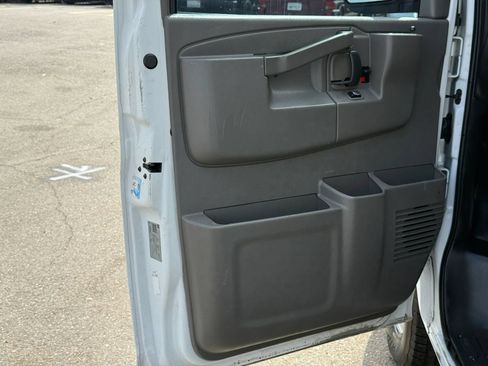 Used 2020 Chevrolet Express 2500 Extended w/ Driver Convenience Package RWD image 14