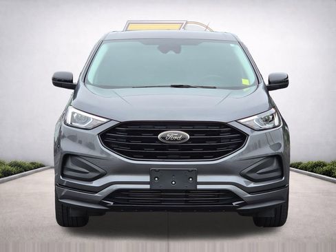 Used 2022 Ford Edge SE w/ Black Appearance Package AWD/4WD image 3