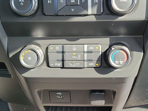 Used 2020 Ford F150 XL w/ Equipment Group 101A Mid image 33