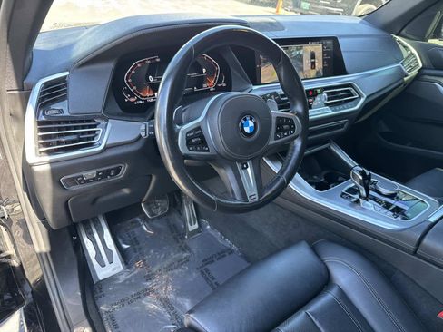 Used 2022 BMW X5 xDrive40i w/ M Sport Package image 23