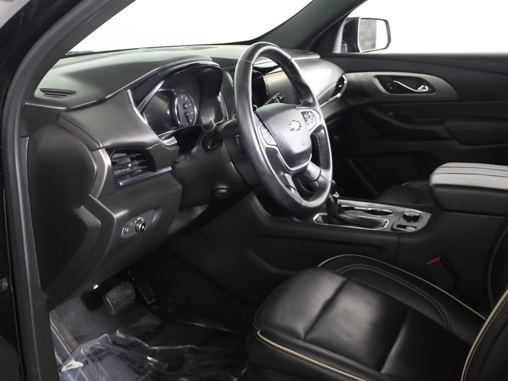 Used 2023 Chevrolet Traverse Premier AWD/4WD image 30
