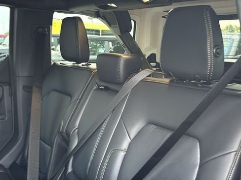 New 2026 Ford Bronco Badlands AWD/4WD image 26