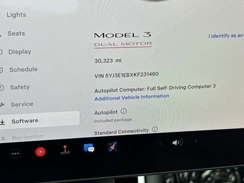 Used 2019 Tesla Model 3 Performance image 21