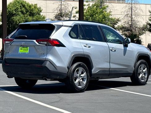 Used 2024 Toyota RAV4 XLE FWD image 11