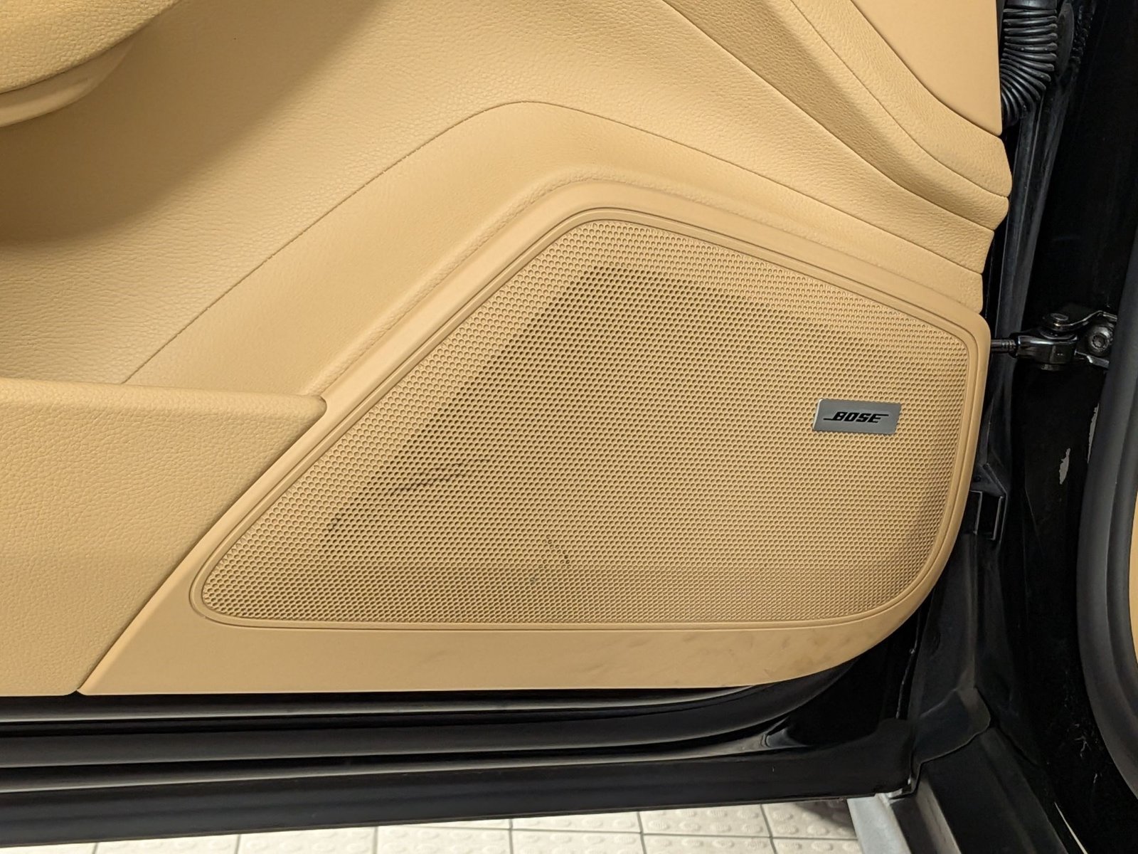 Used 2019 Porsche Panamera 4 AWD/4WD image 13