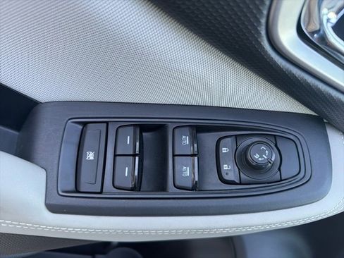 Used 2023 Subaru Forester Premium image 36