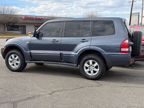 Used 2006 Mitsubishi Montero Limited AWD/4WD image 8