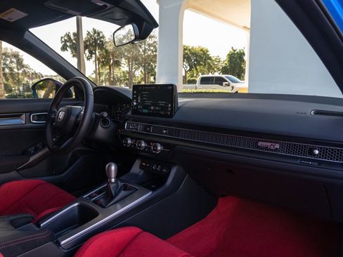 Used 2025 Honda Civic Type R image 29