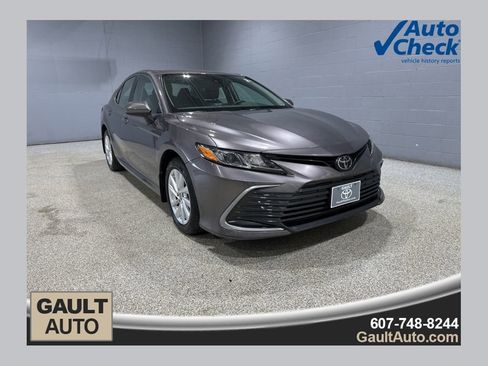 Certified 2024 Toyota Camry LE AWD/4WD image 1