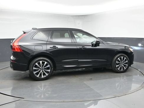 Used 2024 Volvo XC60 B5 Plus w/ Protection Package Premier AWD/4WD image 9