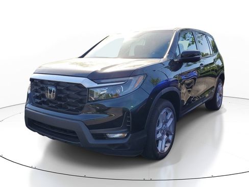 Certified 2024 Honda Passport EX-L image 3