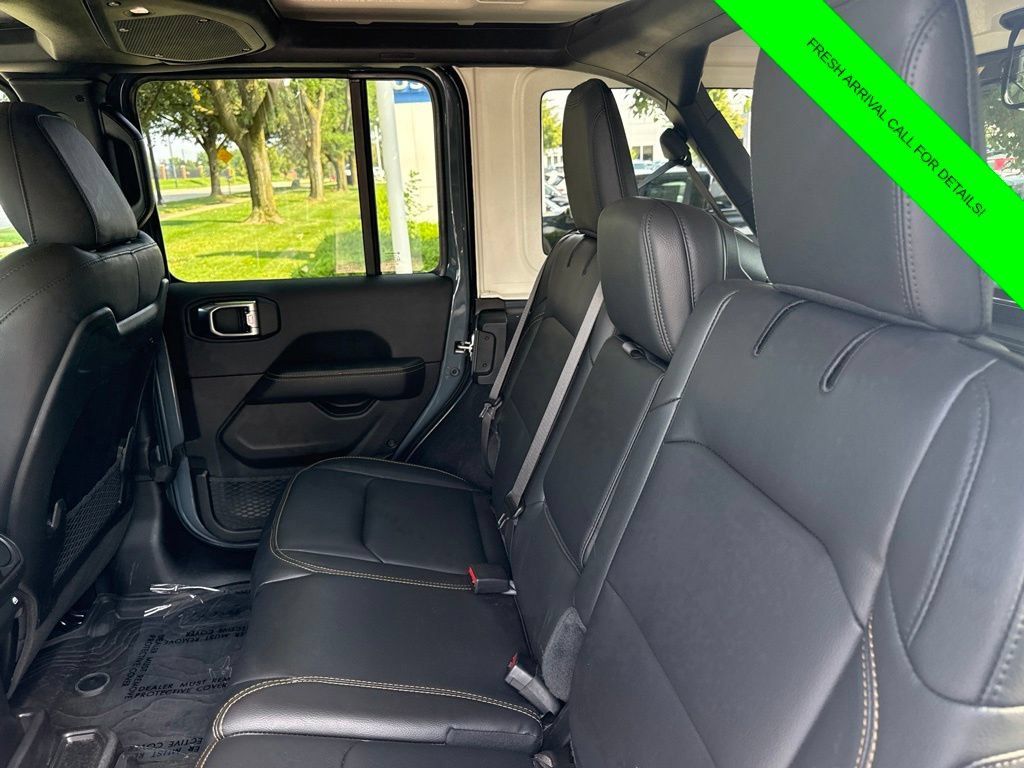Used 2026 Jeep Wrangler Unlimited Sahara AWD/4WD image 42