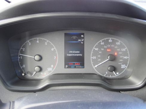 Used 2023 Toyota Corolla LE image 11